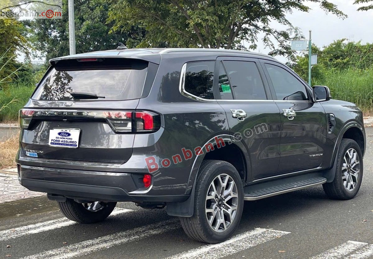 Bán ô tô Ford Everest Titanium 2.0L 4x2 AT - 2022 - xe cũ