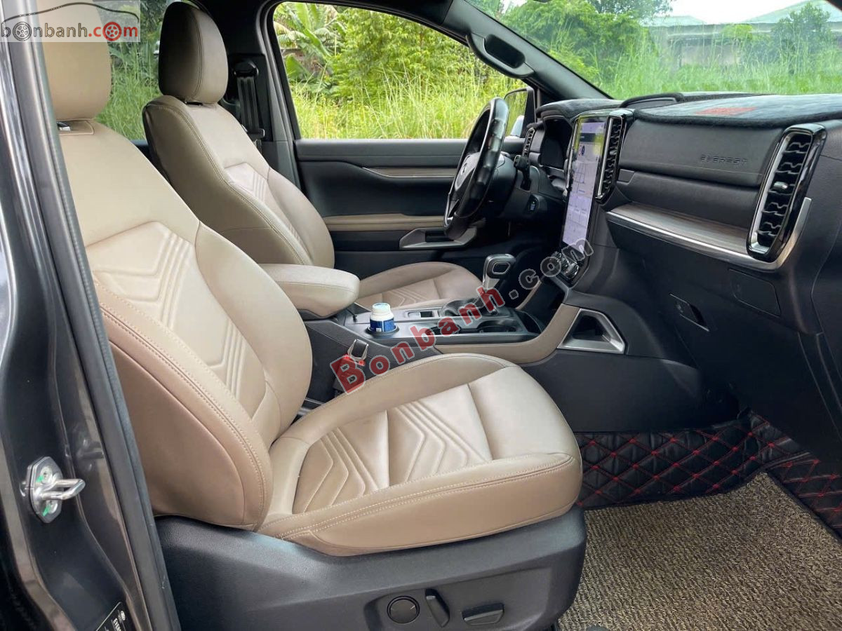 Bán ô tô Ford Everest Titanium 2.0L 4x2 AT - 2022 - xe cũ