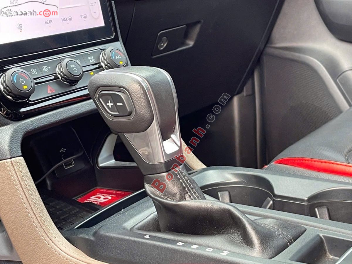 Bán ô tô Ford Everest Titanium 2.0L 4x2 AT - 2022 - xe cũ