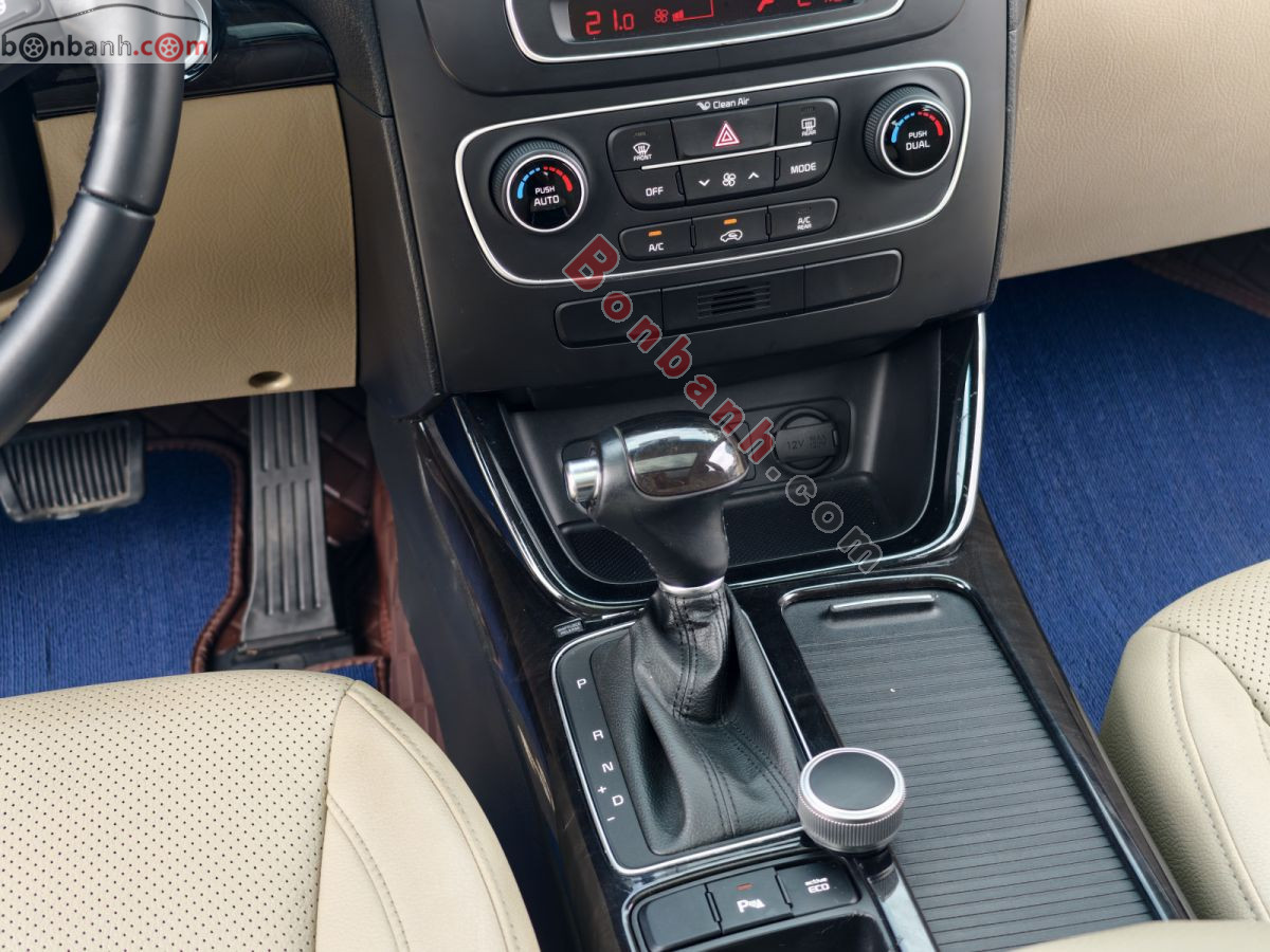 Bán ô tô Kia Sorento 2.4 GAT Premium - 2021 - xe cũ