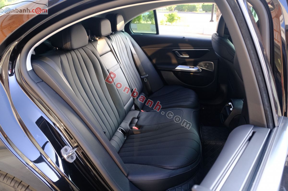Bán ô tô Mercedes Benz E class E200 Exclusive - 2025 - xe cũ