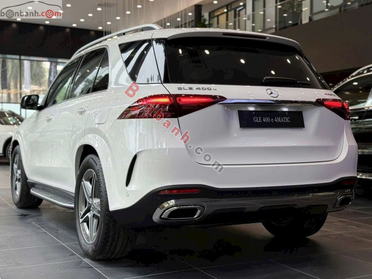 Bán ô tô Mercedes Benz GLE Class 400 e 4Matic - 2026 - xe mới