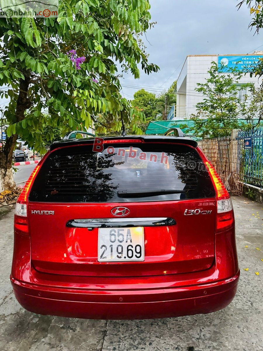 Bán ô tô Hyundai i30 CW 1.6 AT - 2011 - xe cũ