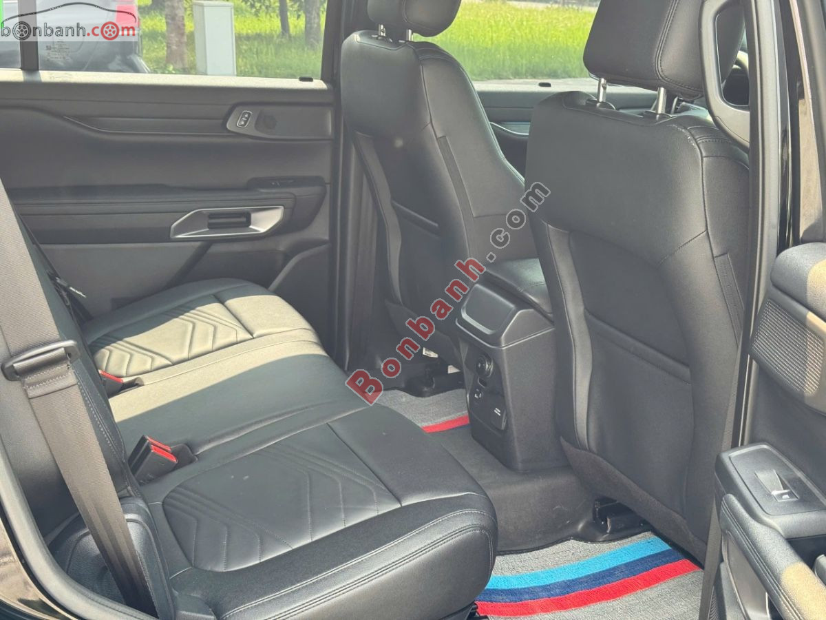Bán ô tô Ford Everest Titanium 2.0L 4x2 AT - 2025 - xe cũ