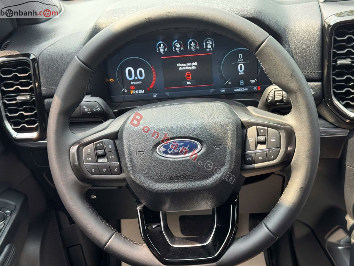 Bán ô tô Ford Everest Titanium 2.0L 4x2 AT - 2025 - xe cũ