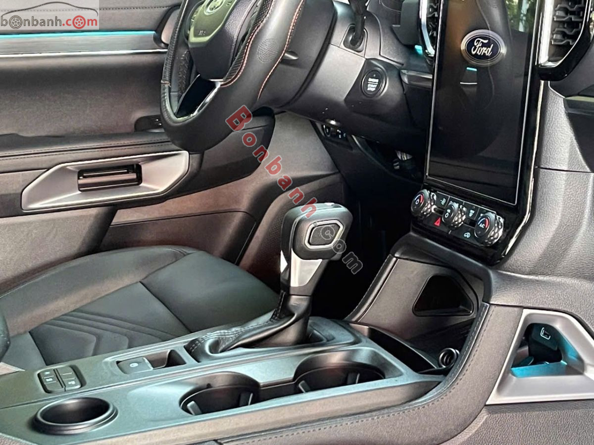 Bán ô tô Ford Everest Titanium 2.0L 4x2 AT - 2026 - xe cũ