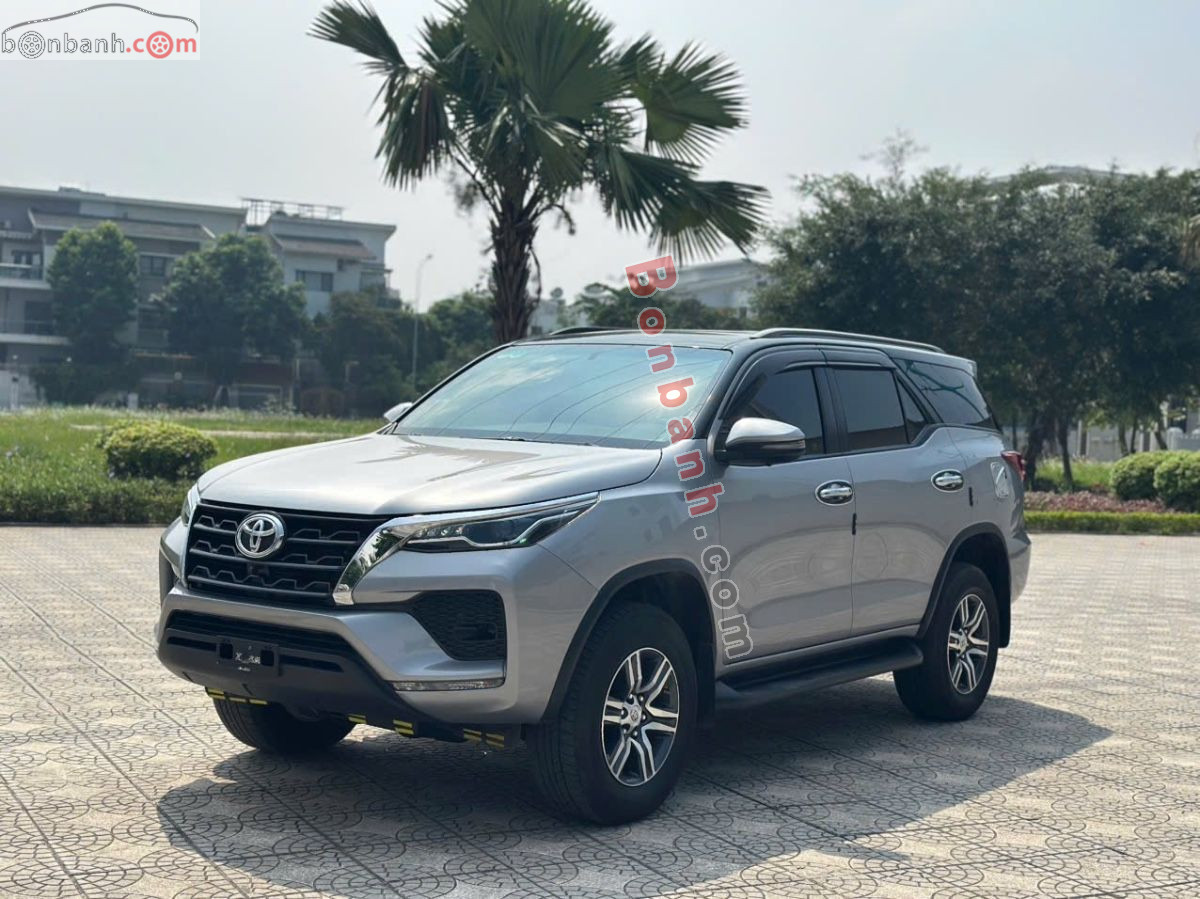 Bán ô tô Toyota Fortuner 2.4L 4x2 AT - 2022 - xe cũ