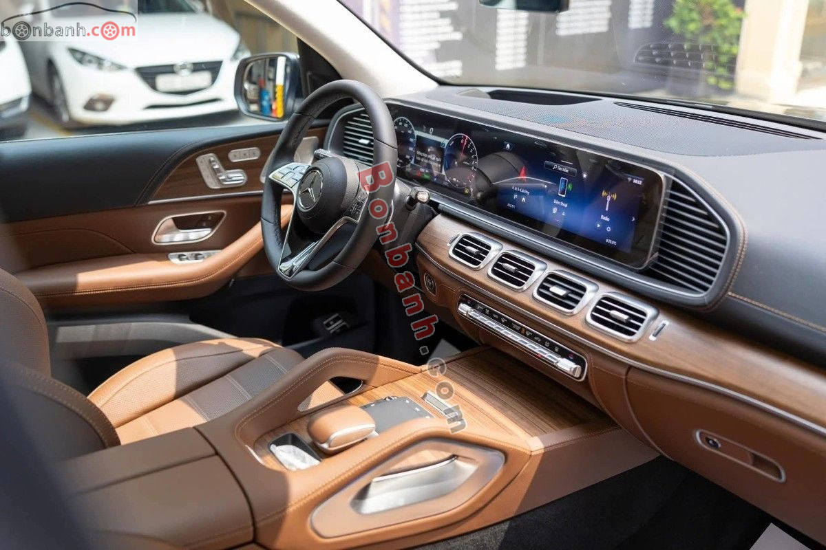 Bán ô tô Mercedes Benz GLE Class 400 e 4Matic - 2026 - xe mới