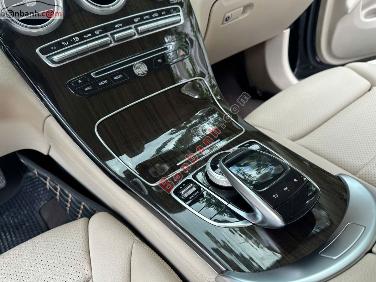 Bán ô tô Mercedes Benz GLC 200 - 2018 - xe cũ