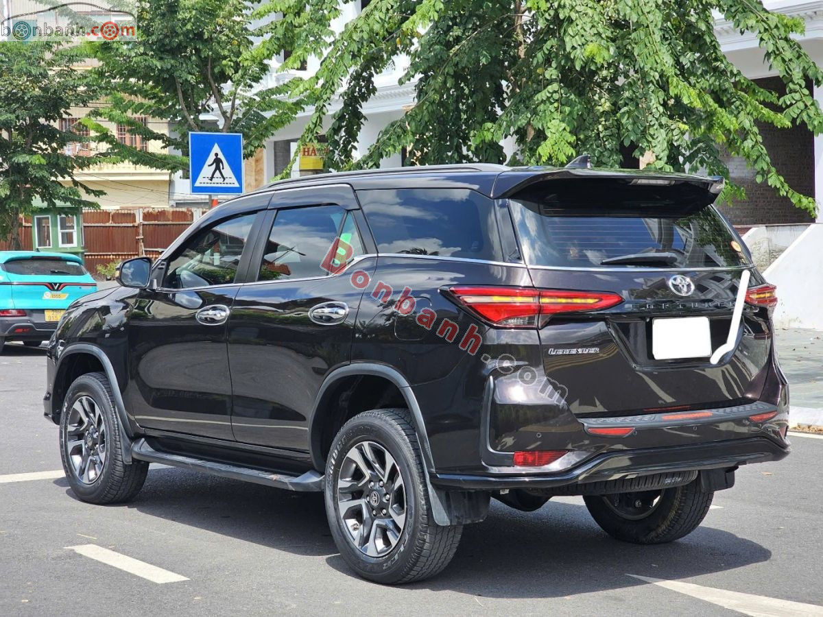 Bán ô tô Toyota Fortuner Legender 2.4L 4x2 AT - 2022 - xe cũ
