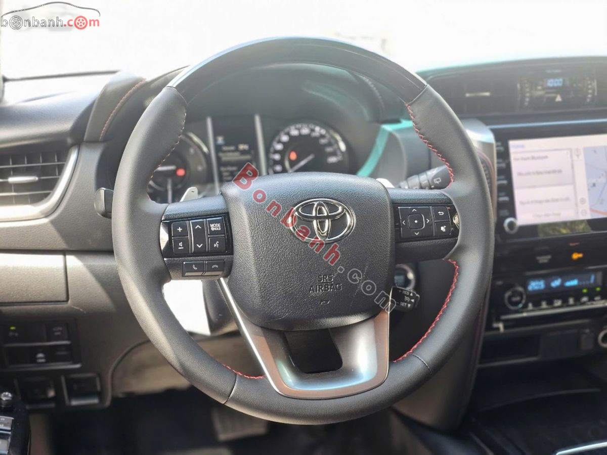 Bán ô tô Toyota Fortuner Legender 2.4L 4x2 AT - 2022 - xe cũ