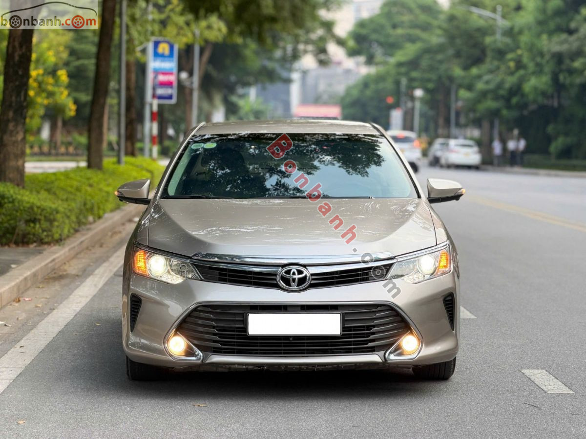 Bán ô tô Toyota Camry 2.0E - 2015 - xe cũ