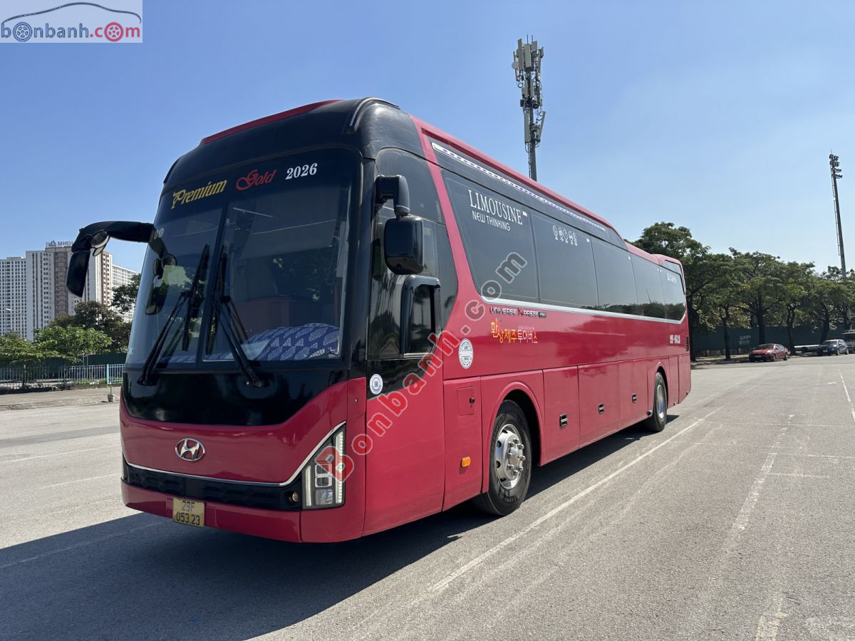 Bán ô tô Hyundai Universe Tracomeco - 2013 - xe cũ