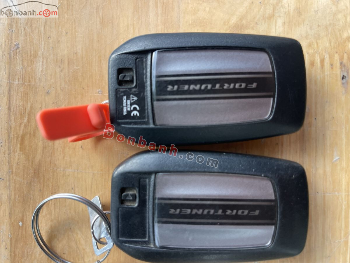 Bán ô tô Toyota Fortuner Legender 2.4L 4x2 AT - 2022 - xe cũ