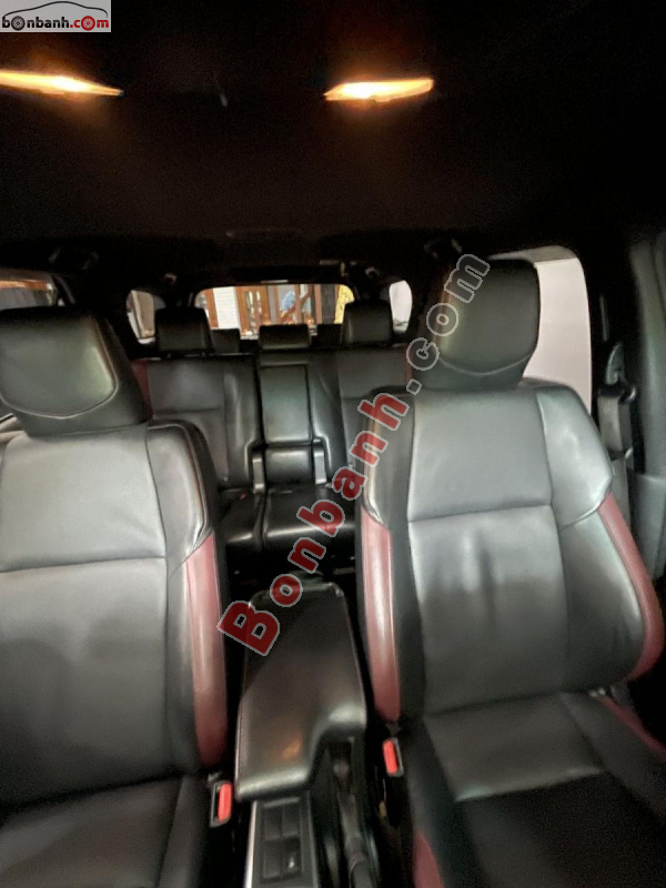 Bán ô tô Toyota Fortuner Legender 2.4L 4x2 AT - 2022 - xe cũ