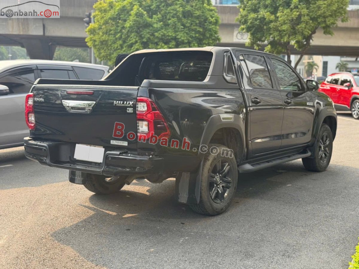 Bán ô tô Toyota Hilux 2.4L 4x2 AT - 2024 - xe cũ
