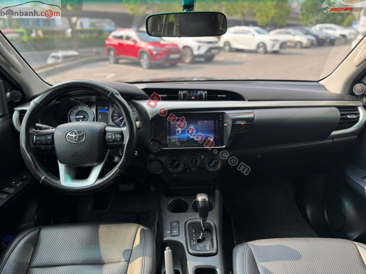 Bán ô tô Toyota Hilux 2.4L 4x2 AT - 2024 - xe cũ