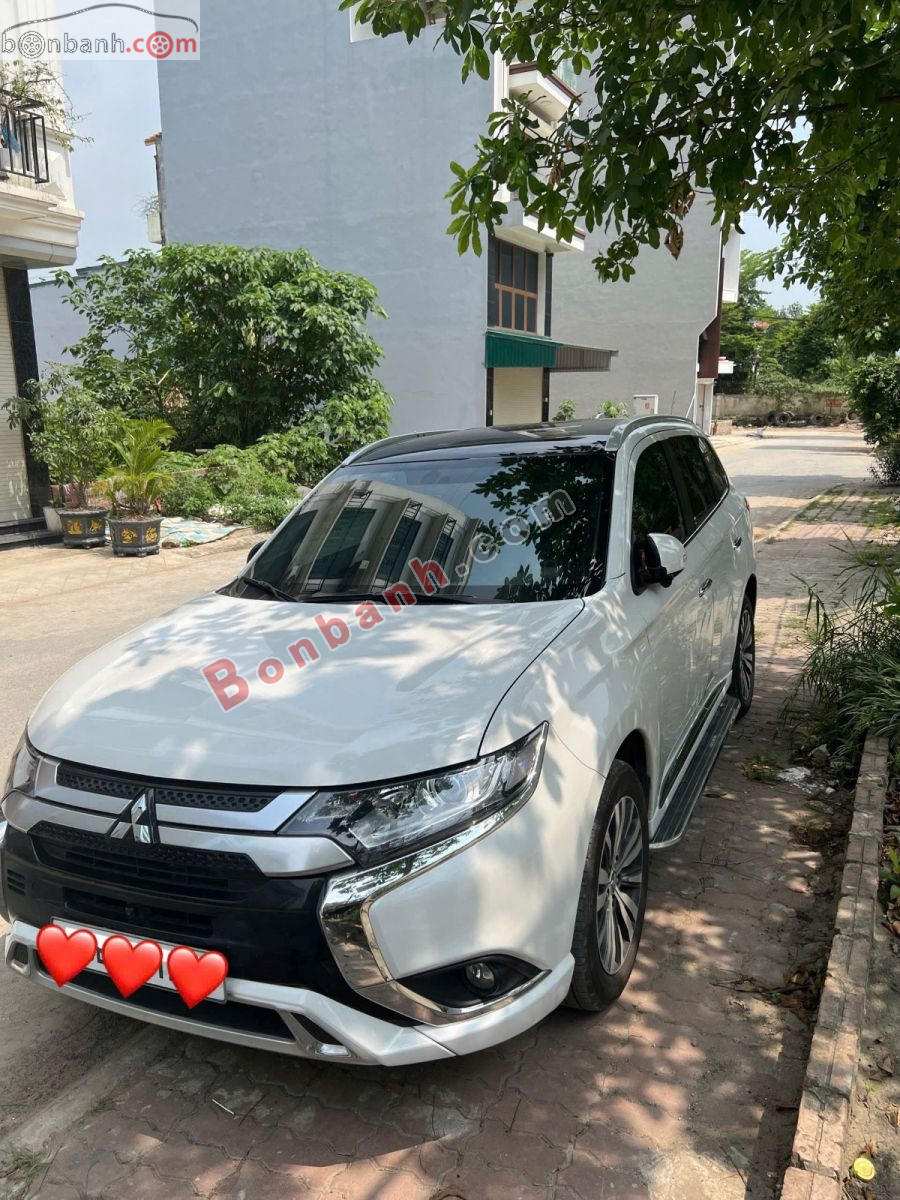 Bán ô tô Mitsubishi Outlander 2.0 CVT - 2024 - xe cũ