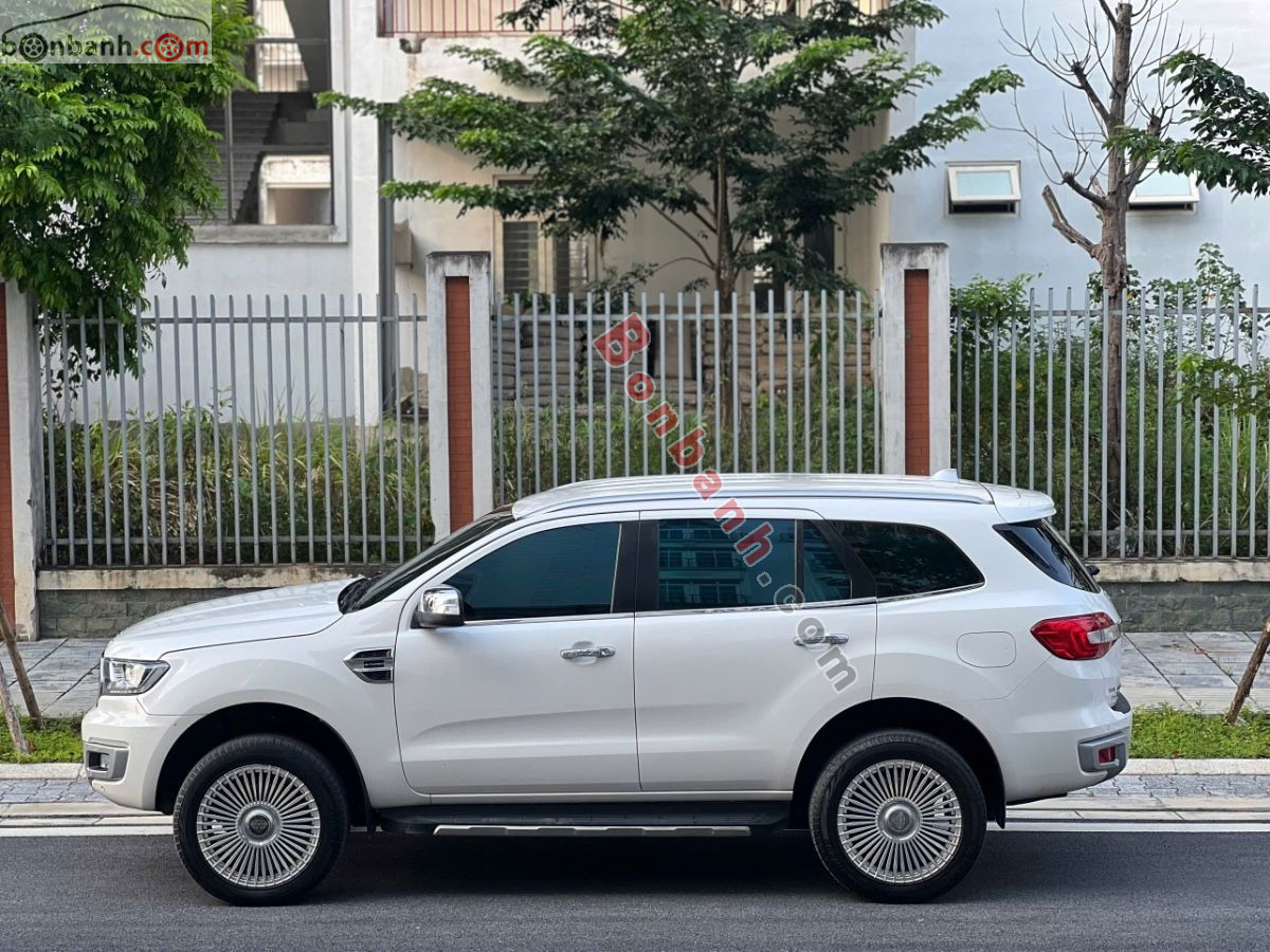 Bán ô tô Ford Everest Titanium 2.0L 4x2 AT - 2022 - xe cũ
