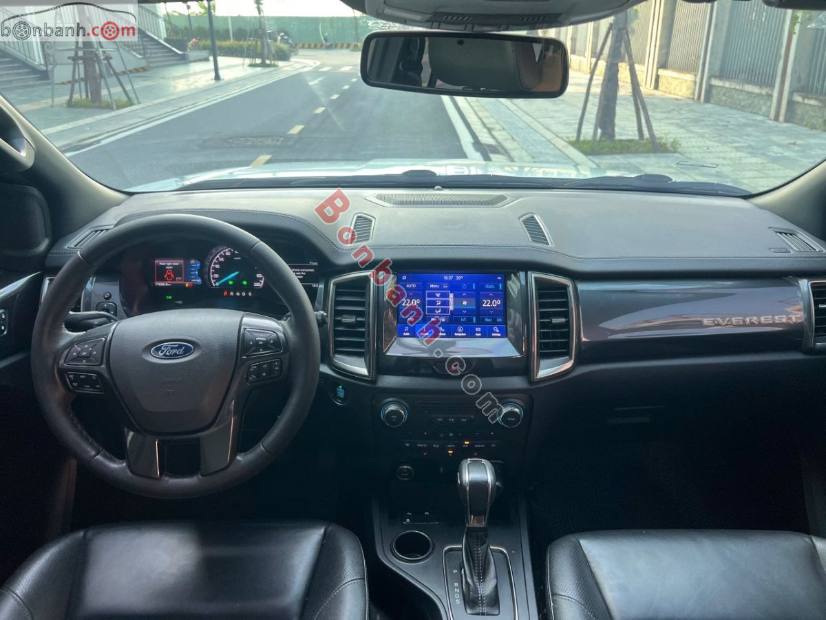 Bán ô tô Ford Everest Titanium 2.0L 4x2 AT - 2022 - xe cũ
