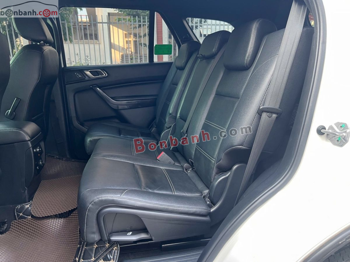 Bán ô tô Ford Everest Titanium 2.0L 4x2 AT - 2022 - xe cũ