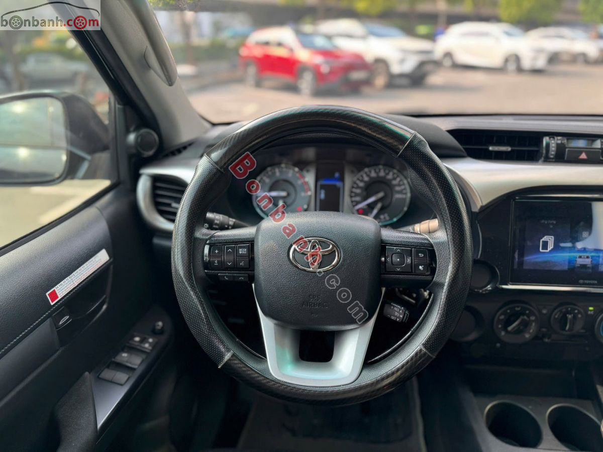 Bán ô tô Toyota Hilux 2.4L 4x2 AT - 2024 - xe cũ