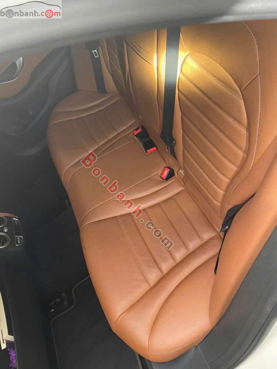 Bán ô tô Mercedes Benz C class C300 AMG - 2021 - xe cũ