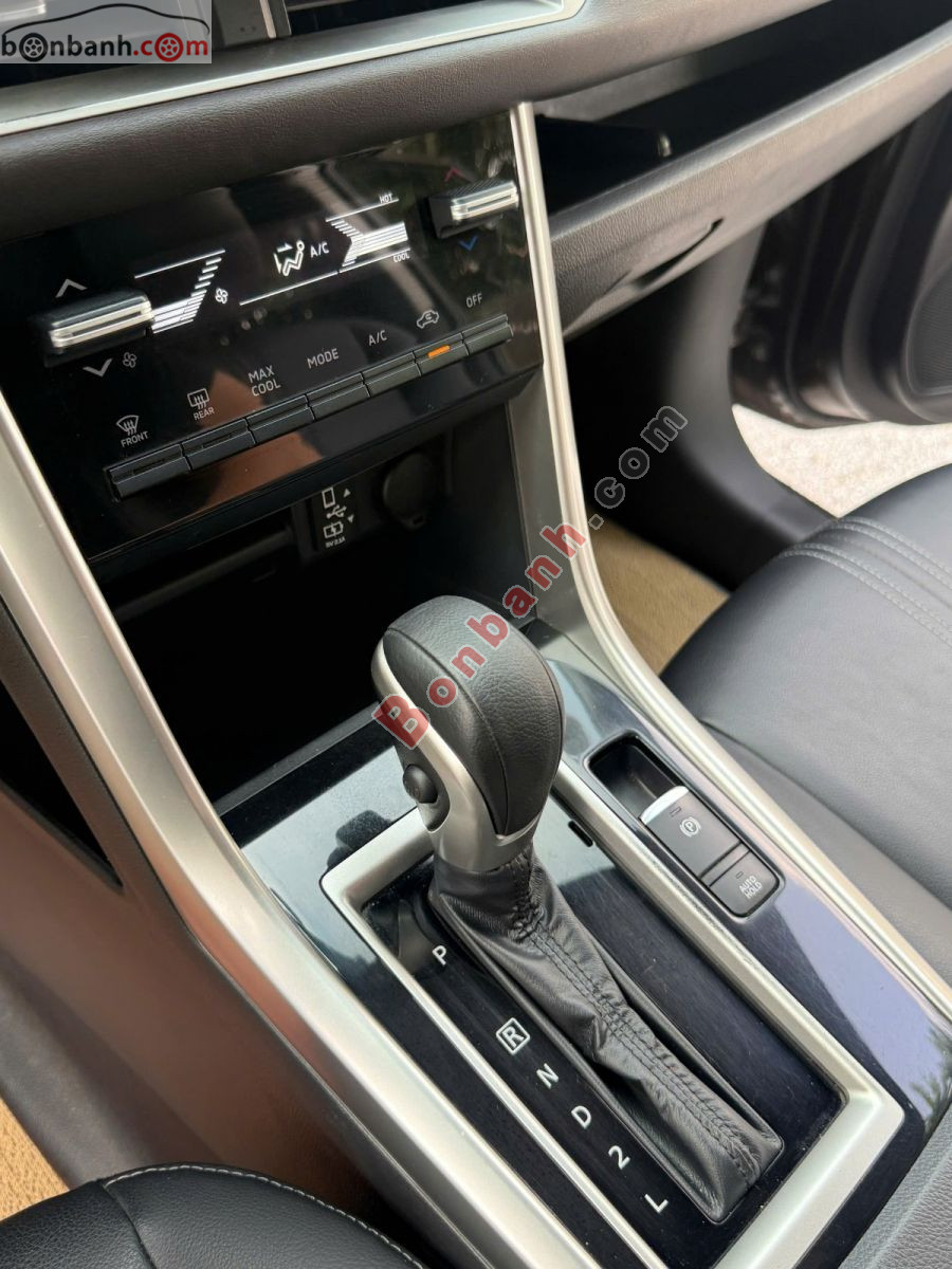 Bán ô tô Mitsubishi Xpander Premium 1.5 AT - 2022 - xe cũ