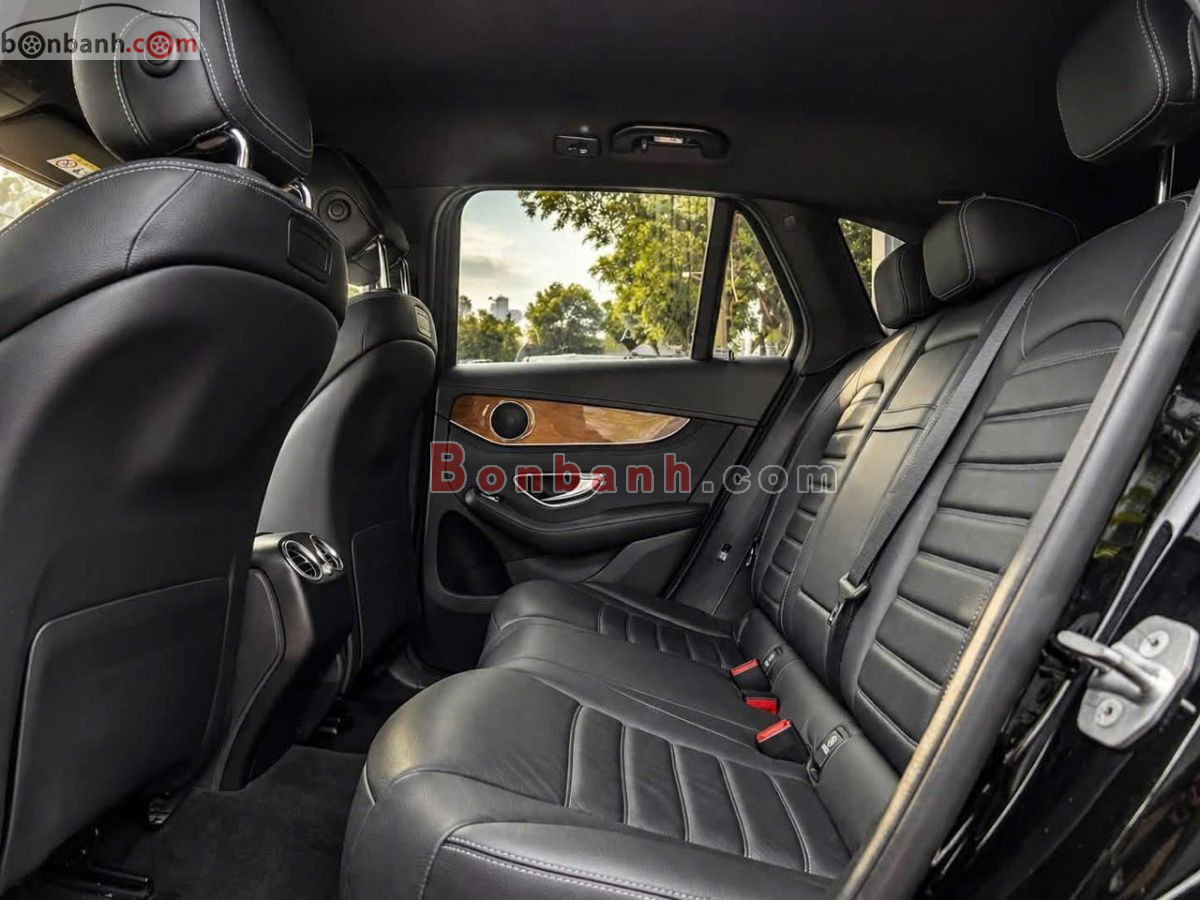 Bán ô tô Mercedes Benz GLC 250 4Matic - 2017 - xe cũ