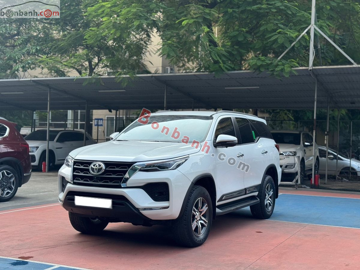 Bán ô tô Toyota Fortuner 2.4L 4x2 AT - 2022 - xe cũ
