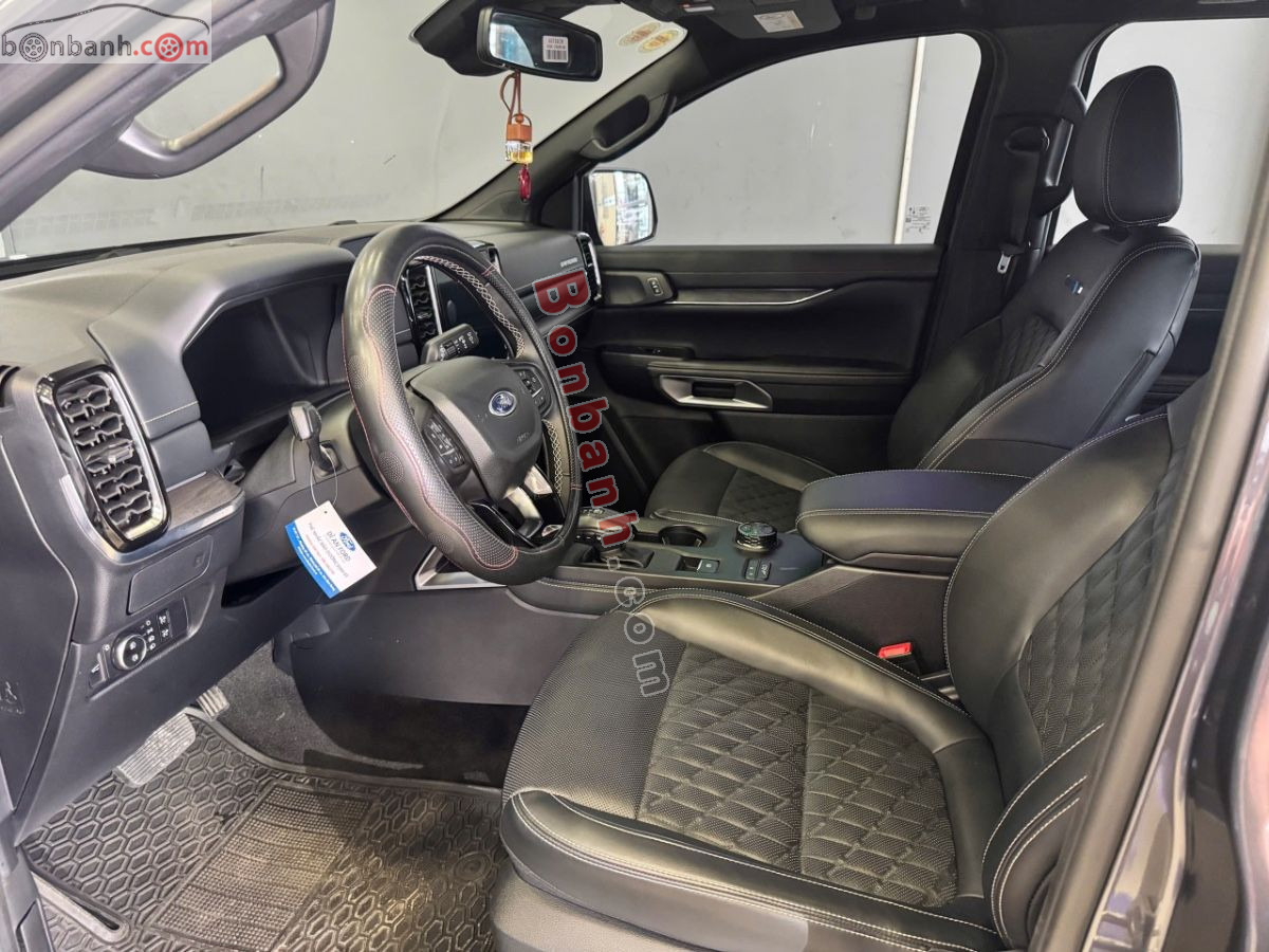 Bán ô tô Ford Everest Platinum 2.0L 4x4 AT - 2025 - xe cũ