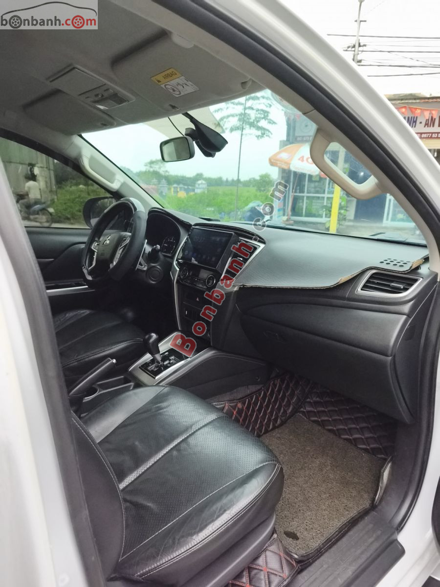 Bán ô tô Mitsubishi Triton 4x2 AT Mivec Premium - 2019 - xe cũ
