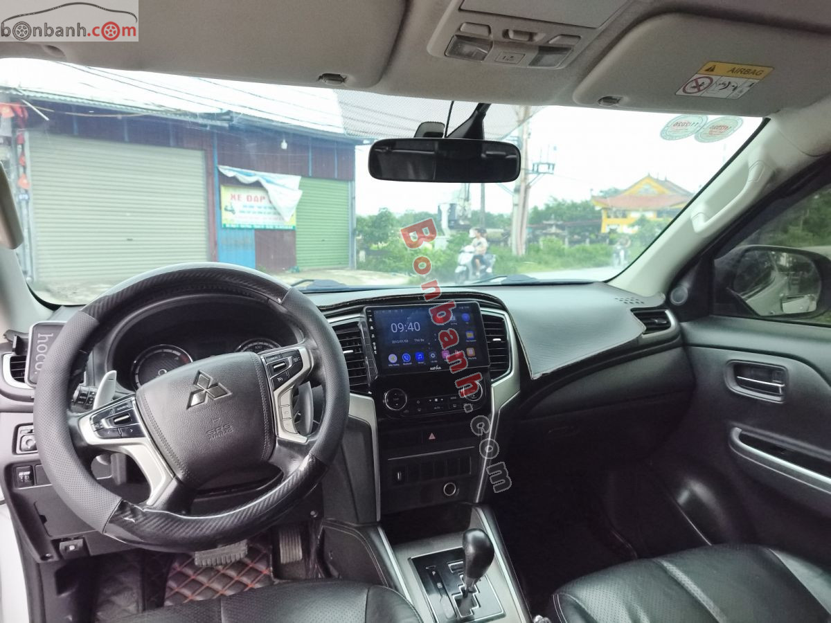 Bán ô tô Mitsubishi Triton 4x2 AT Mivec Premium - 2019 - xe cũ