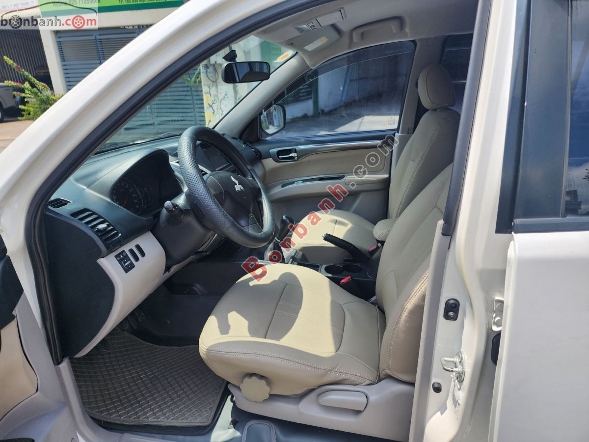 Bán ô tô Mitsubishi Pajero Sport D 4x2 MT - 2016 - xe cũ