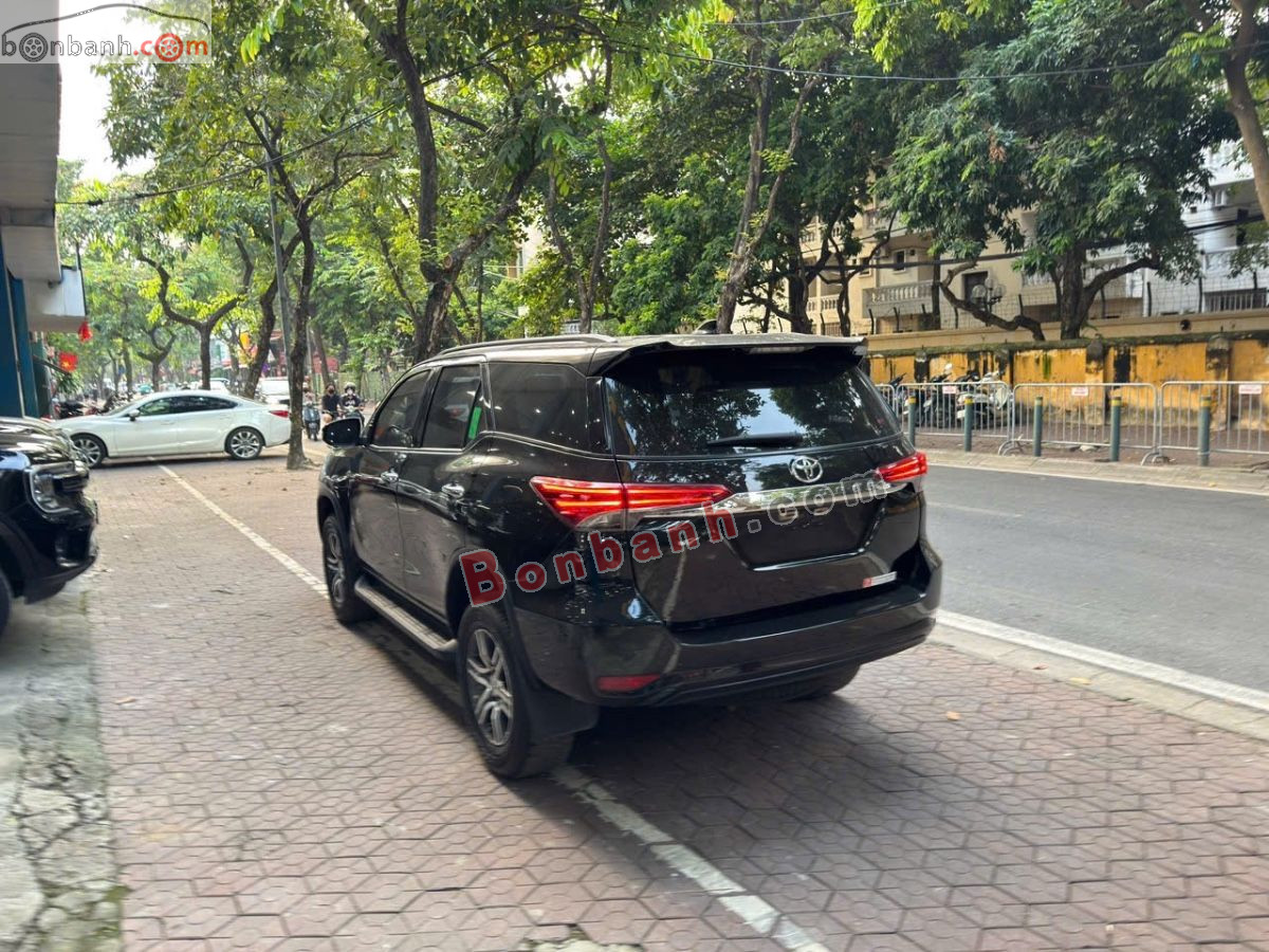 Bán ô tô Toyota Fortuner 2.4L 4x2 AT - 2022 - xe cũ