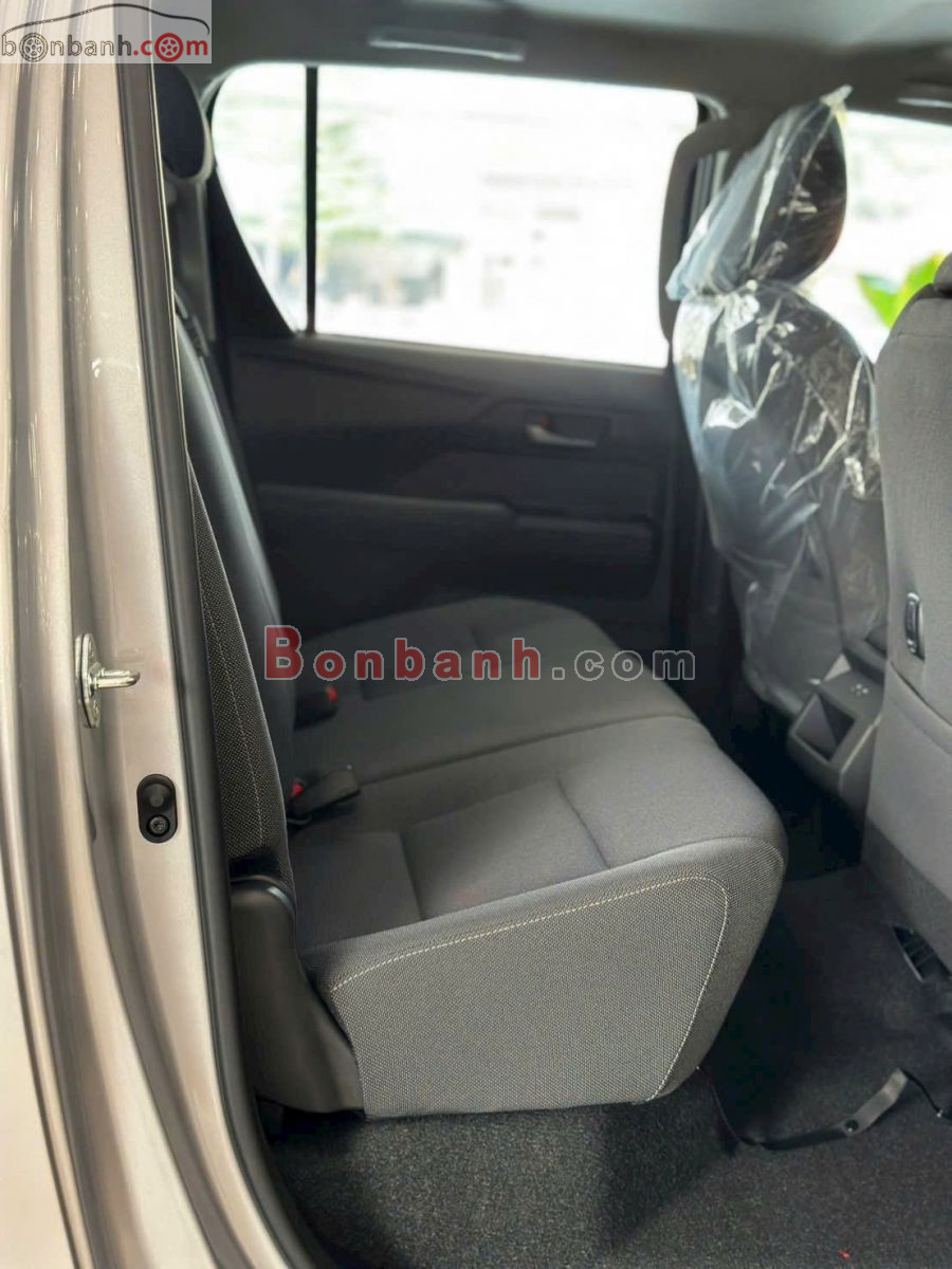 Bán ô tô Toyota Hilux Pro 2.8L 4x2 AT - 2026 - xe mới