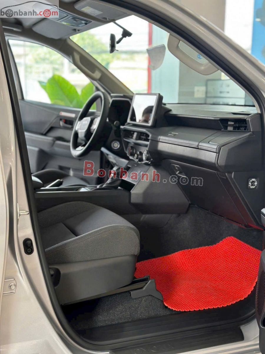 Bán ô tô Toyota Hilux Pro 2.8L 4x2 AT - 2026 - xe mới