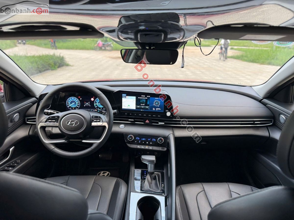 Bán ô tô Hyundai Elantra 1.6 AT Đặc biệt - 2025 - xe cũ