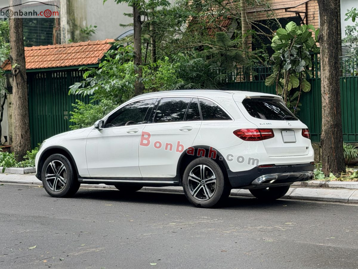 Bán ô tô Mercedes Benz GLC 250 4Matic - 2017 - xe cũ