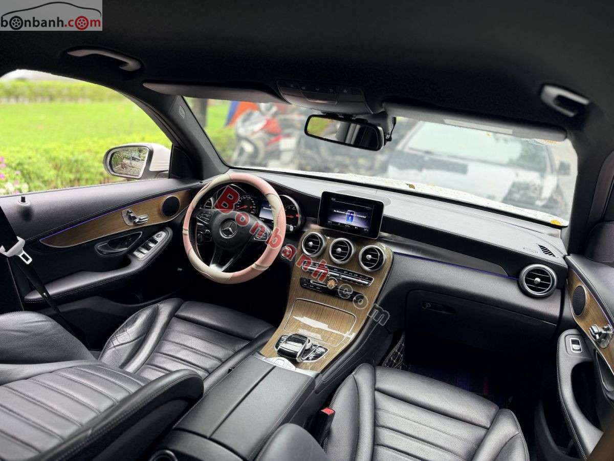 Bán ô tô Mercedes Benz GLC 250 4Matic - 2017 - xe cũ