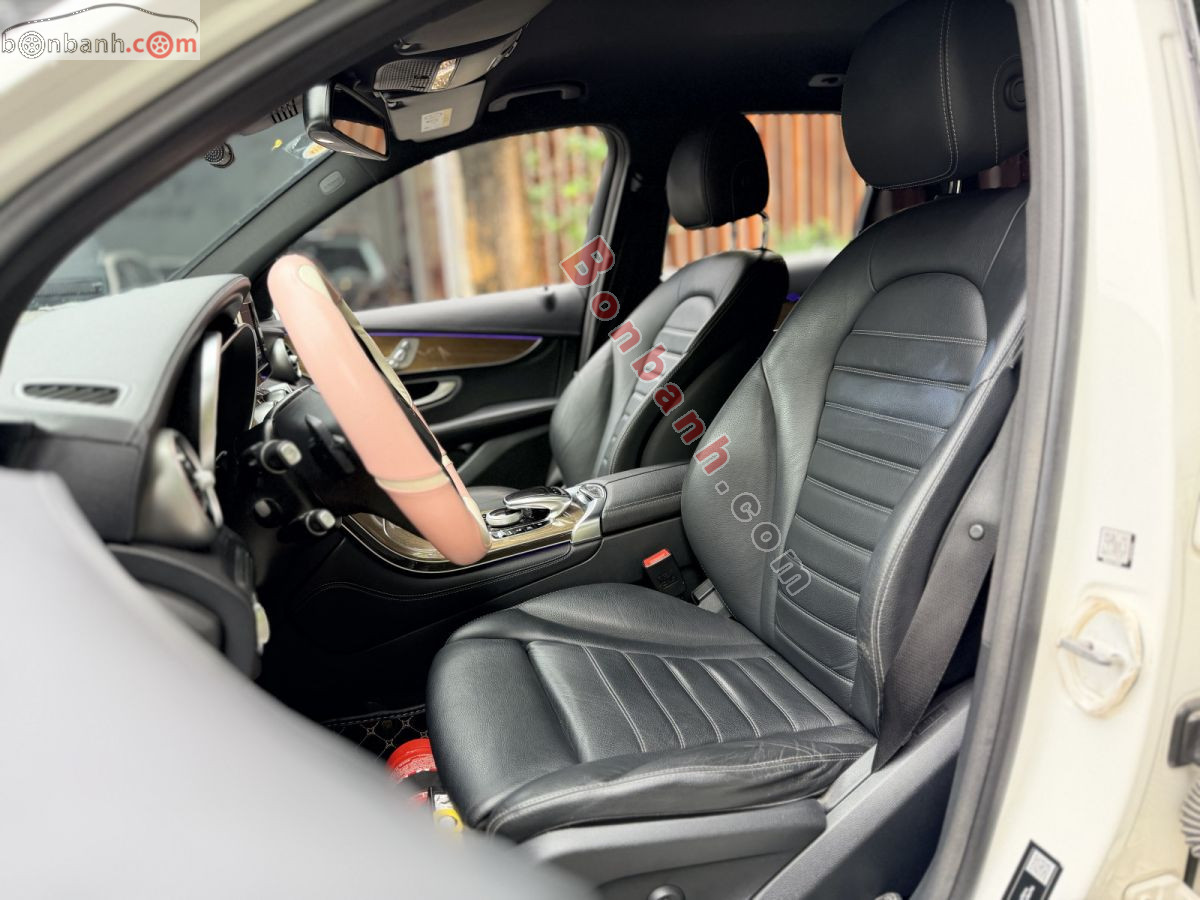 Bán ô tô Mercedes Benz GLC 250 4Matic - 2017 - xe cũ