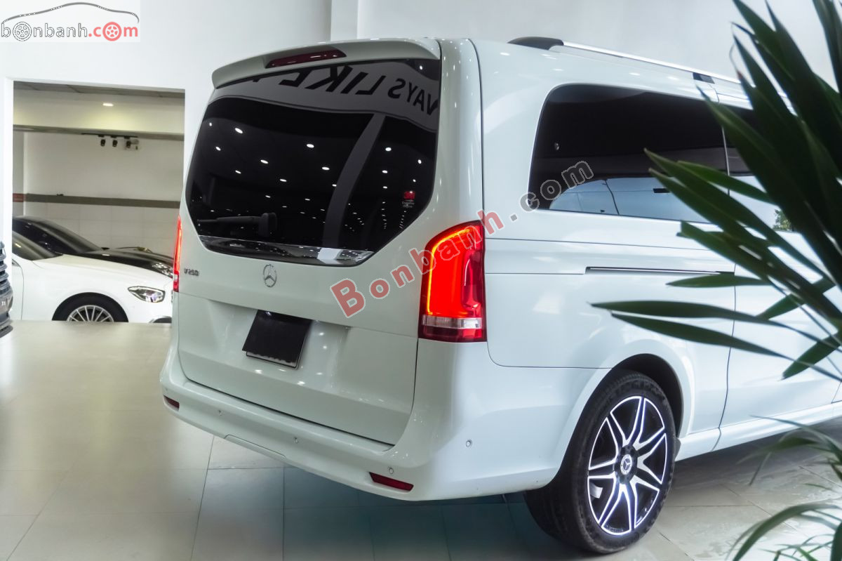 Bán ô tô Mercedes Benz V class V250 AMG - 2023 - xe cũ