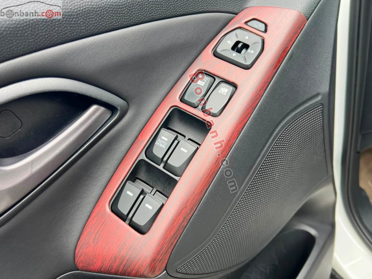 Bán ô tô Hyundai Tucson 2.0 AT - 2013 - xe cũ