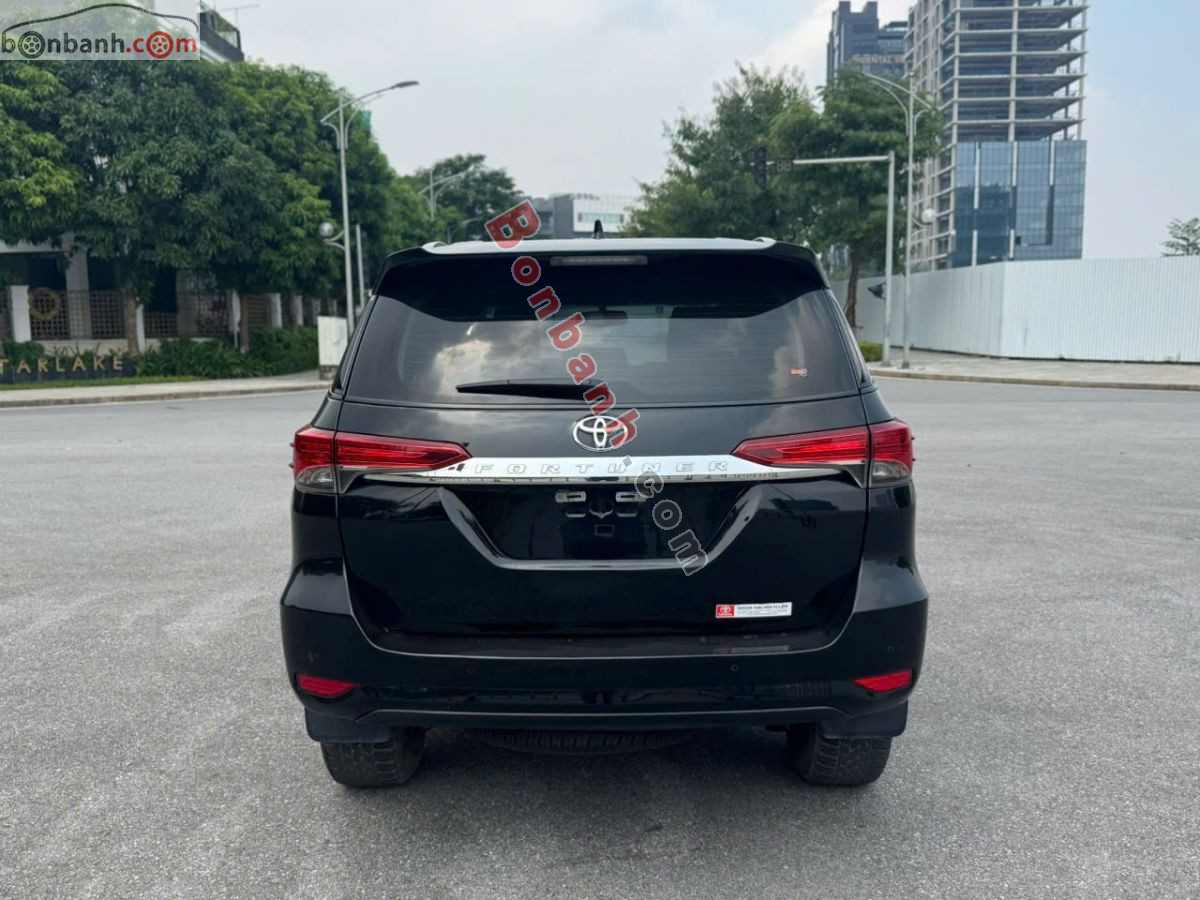Bán ô tô Toyota Fortuner 2.4L 4x2 AT - 2022 - xe cũ