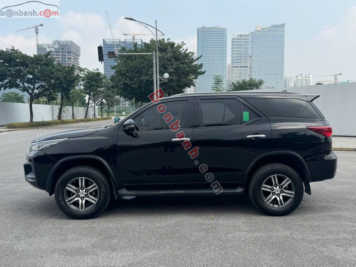 Bán ô tô Toyota Fortuner 2.4L 4x2 AT - 2022 - xe cũ