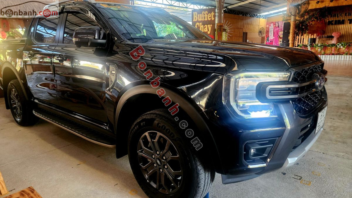 Bán ô tô Ford Ranger Wildtrak 2.0L 4x4 AT - 2024 - xe cũ