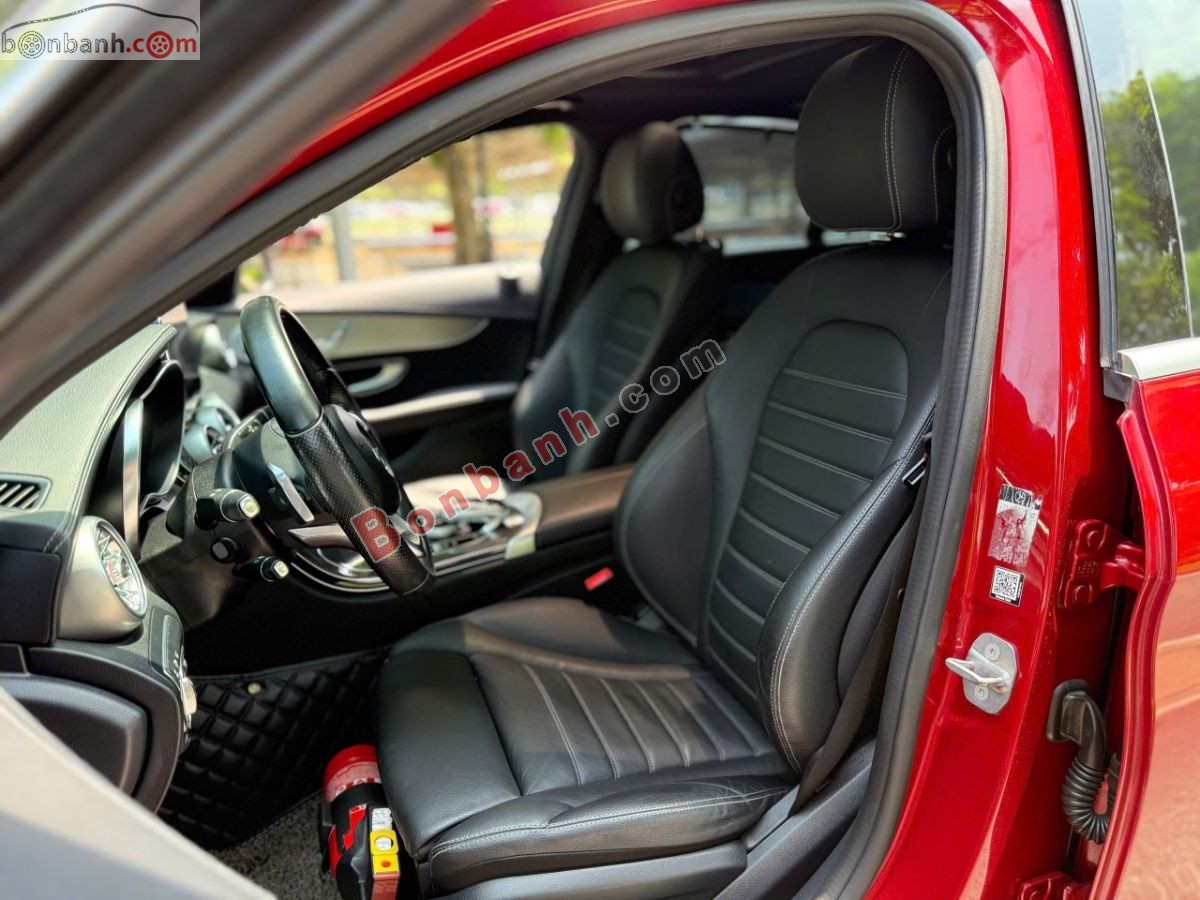 Bán ô tô Mercedes Benz C class C300 AMG - 2017 - xe cũ