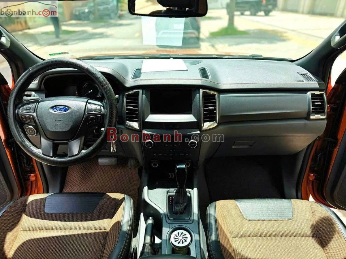 Bán ô tô Ford Ranger Wildtrak 2.2L 4x2 AT - 2017 - xe cũ