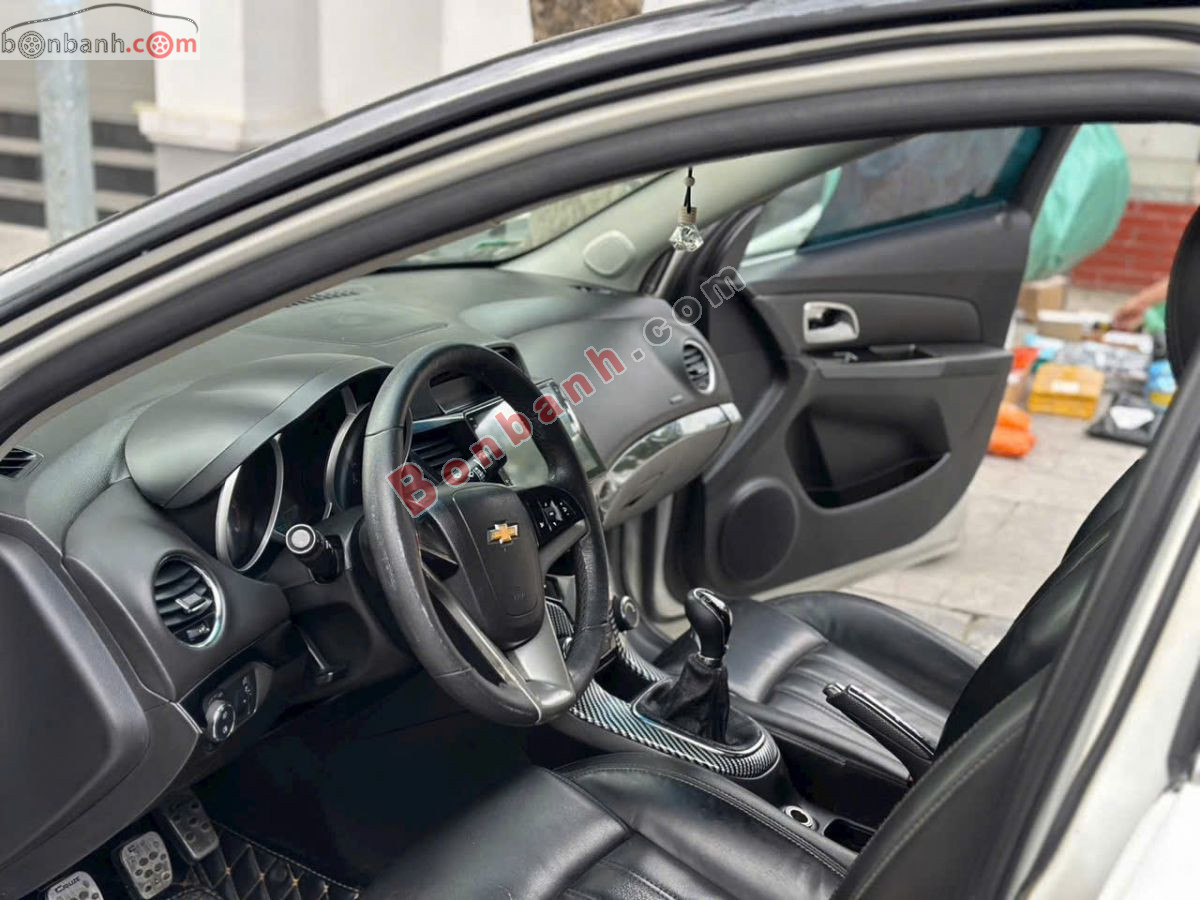 Bán ô tô Chevrolet Cruze LT 1.6L - 2017 - xe cũ