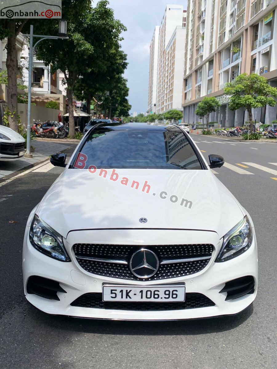 Bán ô tô Mercedes Benz C class C300 AMG - 2021 - xe cũ